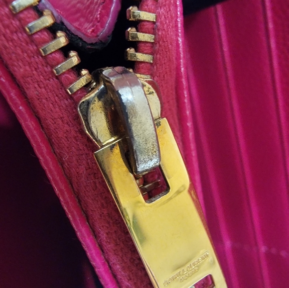 Yves Saint Laurent Matelasse Flap Wallet - Picture 4 of 13